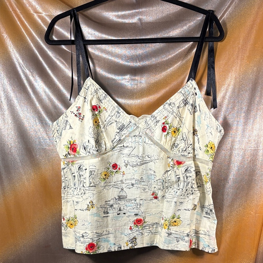 Vintage inspired crop top Floral Print Women’s Top with Adjustable Straps gG